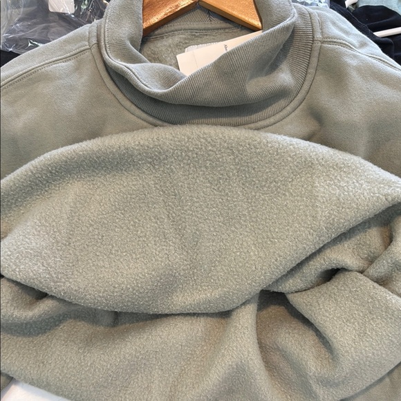 A&F Green High Neck Sweatshirt - Picture 5 of 5